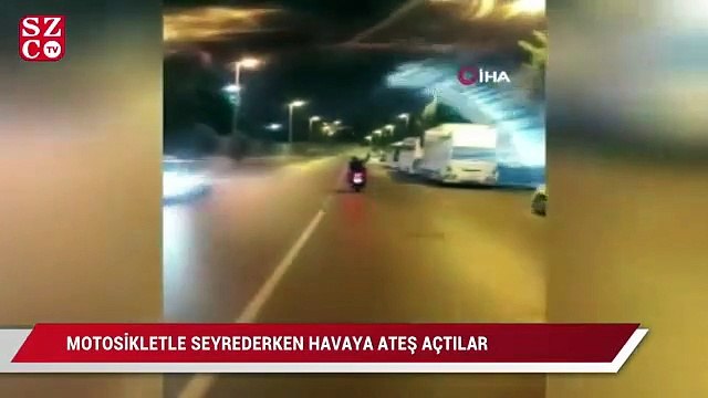 Bayrampaşa’da trafikte motosikletle seyrederken havaya ateş açan iki şahıs yakalandı