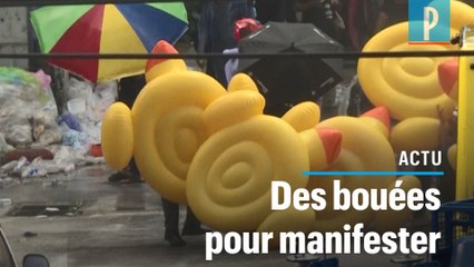 Des canards géants pour manifester en Thaïlande au nom de la démocratie
