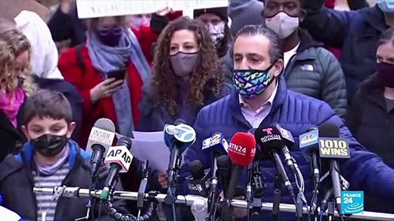 New York school shutdown angers parents as gyms, bars stay open