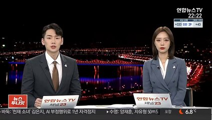 인천 고가도로서 화물차-SUV 충돌…운전자 부상