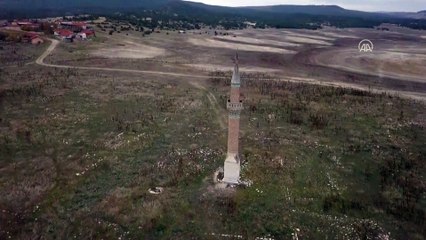 ESKİŞEHİR - Porsuk Barajı'nın suyu çekilince eski minare gün yüzüne çıktı