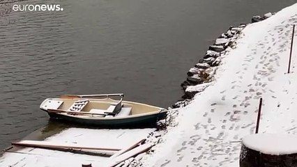 Erster Schnee: Weiße Pracht in Bayern, Chaos in China