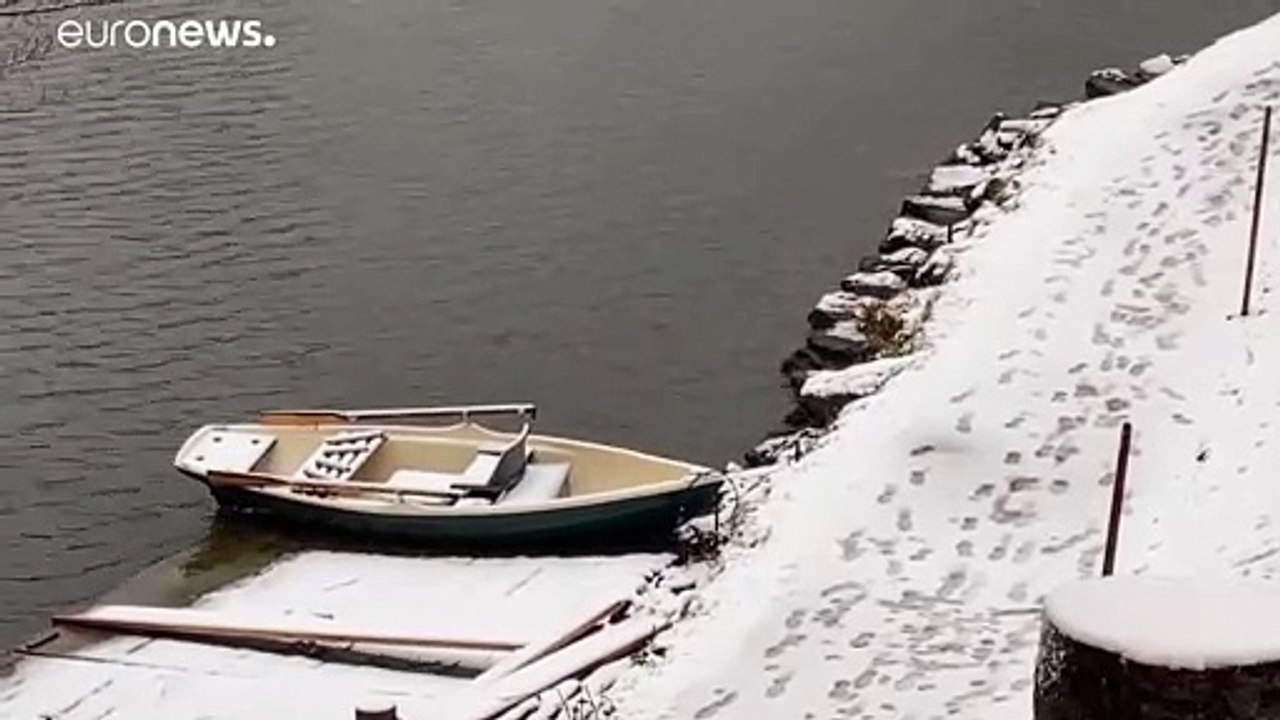 Erster Schnee: Weiße Pracht in Bayern, Chaos in China