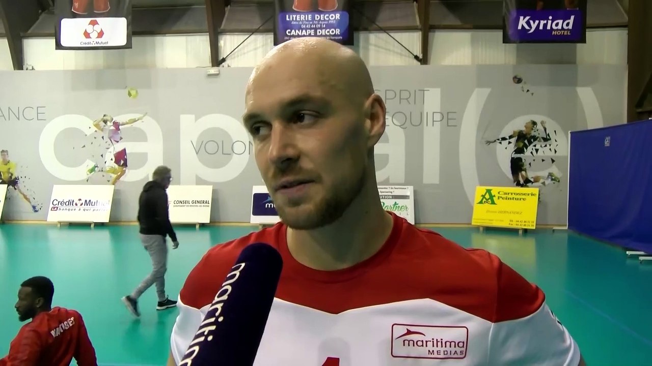 Jeremy Slih après la défaite de Martigues Volley contre Plessis Robinson