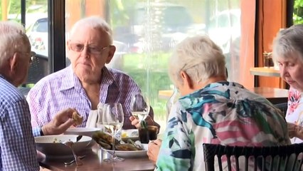 South Coast NSW hospitality industry struggles to find workers