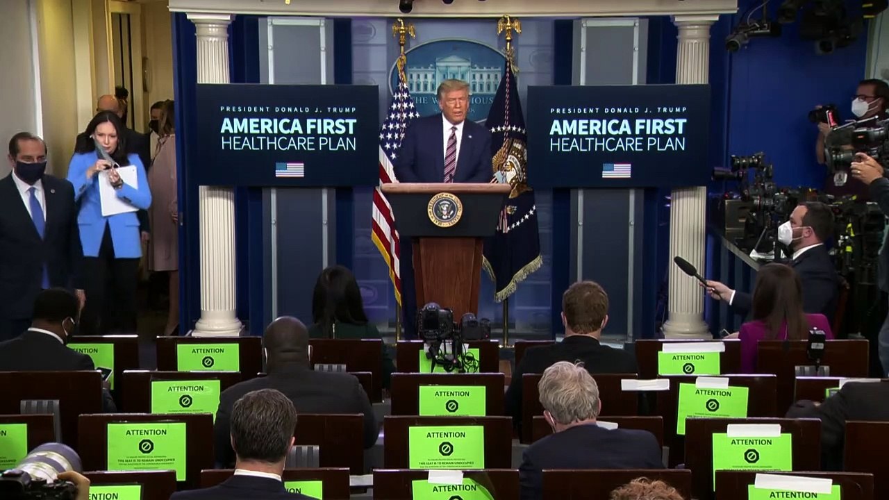 "Vous n'auriez pas de vaccin si je n'étais pas là" affirme Donald Trump