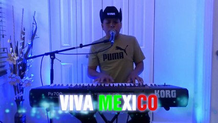 Cruz de madera en vivo Tecladista de Chicago Reyes Garcia