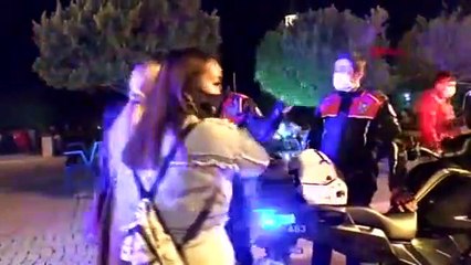 Sarhoş kadın turistler ortalığı birbirine kattı