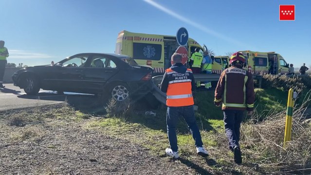 Un alcance entre dos turismos en Algete deja dos heridos