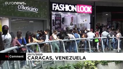 Venezuelans flock to malls for early Black Friday deals amid pandemic