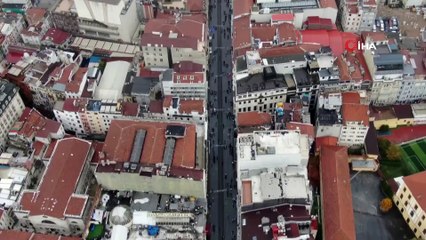 Sokağa Çıkma Kısıtlaması Öncesi Taksim’de Yoğunluk