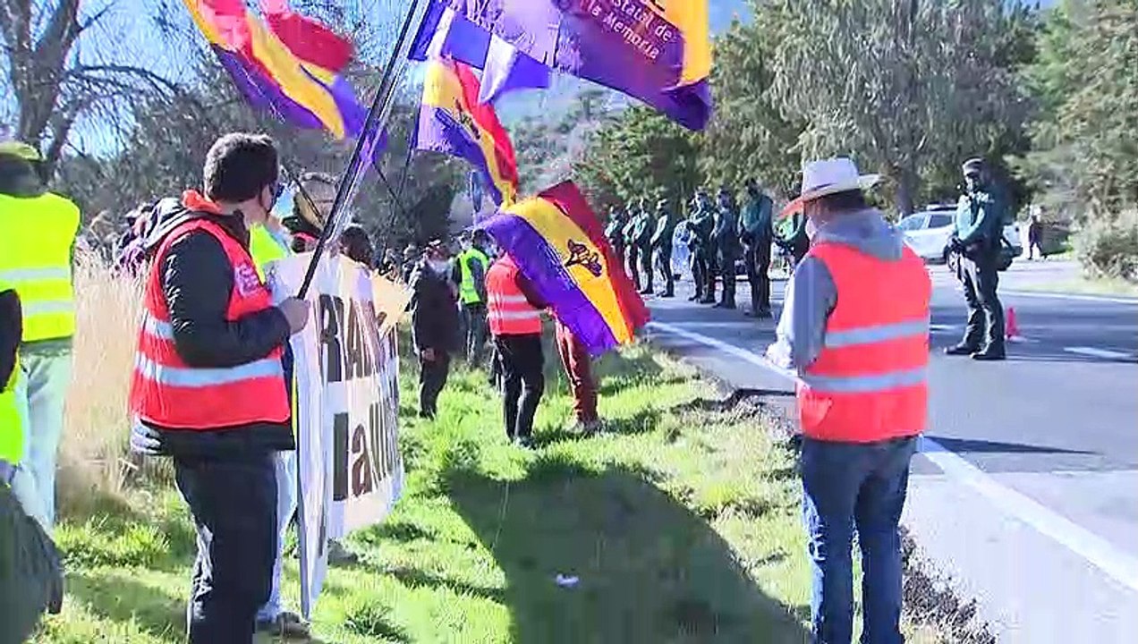 Asociaciones piden "verdad, justicia y reparación" para víctimas de franquismo