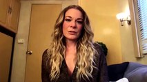 Country singer LeAnn Rimes turns to chants