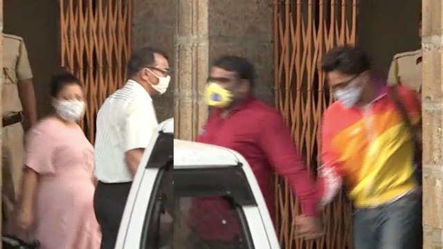 Bharti Singh और उनके पति Harsh Limbachiyaa को मेडिकल टेस्ट के लिए ले गई NCB | FilmiBeat