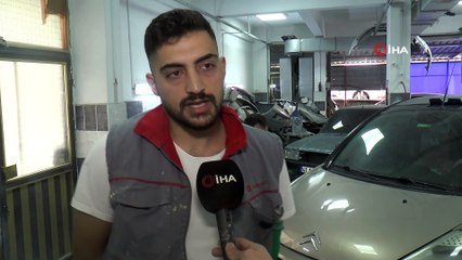 Müzik yapabilmek için üniversiteyi bırakıp sanayide çalışmaya başladı