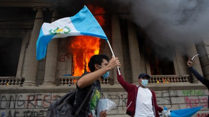 Guatemala protesters torch Congress as simmering anger boils over