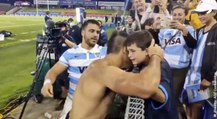 Pablo Matera offre son maillot à un jeune supporter en larmes