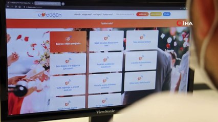 Pandemi dolayısıyla düğünler sanal dünyaya taşındı