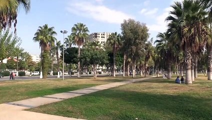 MERSİN - Doğu Akdeniz'de sokağa çıkma kısıtlamasının bitmesiyle hareketlilik başladı