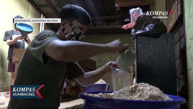 Perajin Tempe Rumahan Di Palembang Megap-Megap