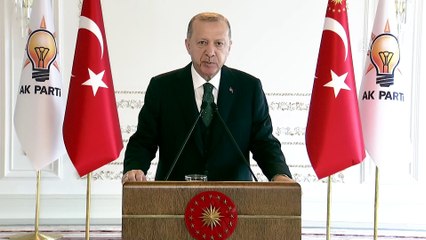 İSTANBUL - Cumhurbaşkanı Erdoğan: ''Kalbini ve gözünü bize yöneltmiş tüm dostlarımızın dualarıyla, engelleri aşa aşa bugünlere geldik''