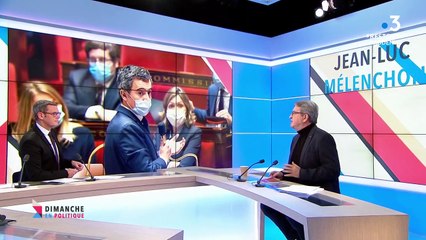 Pour Jean-Luc Mélenchon, "nous sommes passés dans un modèle de régime autoritaire de surveillance généralisée"
