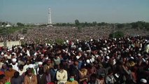 Pakistan: migliaia di persone al funerale del leader islamista Khadim Hussain Rizvi