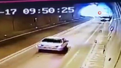 Artvin’de 1 kişinin öldüğü, 4 kişinin de yaralandığı trafik kazasının görüntüleri ortaya çıktı