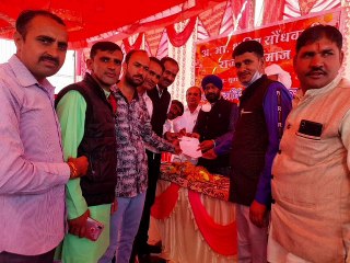 जाति प्रमाण में तकनीकी प्रॉब्लम को लेकर मुख्यमंत्री के नाम दिया कैबिनेट मंत्री को ज्ञापन