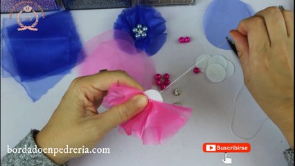 como empezar a bordar una aplicacion en bordado en pedreria