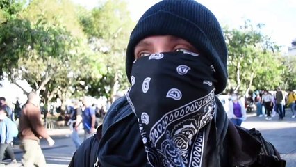Los guatemaltecos, hartos de "llorar sangre", exigen renuncia del presidente