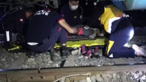 Adana’da yük treninin çarpmasıyla kolu kopan kişi ağır yaralandı