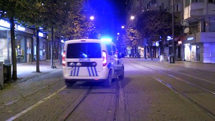 ESKİŞEHİR - Sokağa çıkma kısıtlamasına uyuluyor