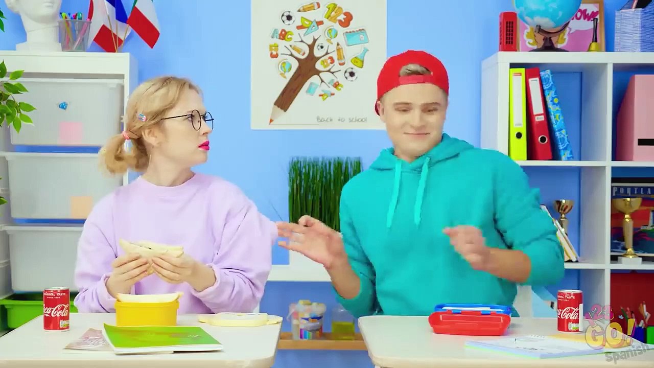 LAS BROMAS MÁS ÉPICAS JAMÁS || Bromas caseras y graciosas para tus amigos por 123 GO!