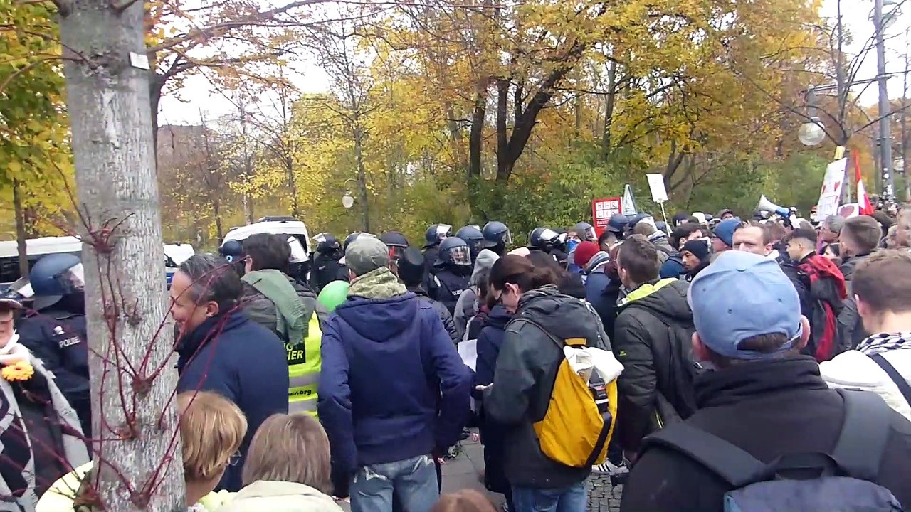 Berlin, 18.11.20: Demos für Grundrechte & gegen die Änderung d. Infektionsschutzgesetzes (Eindrücke)