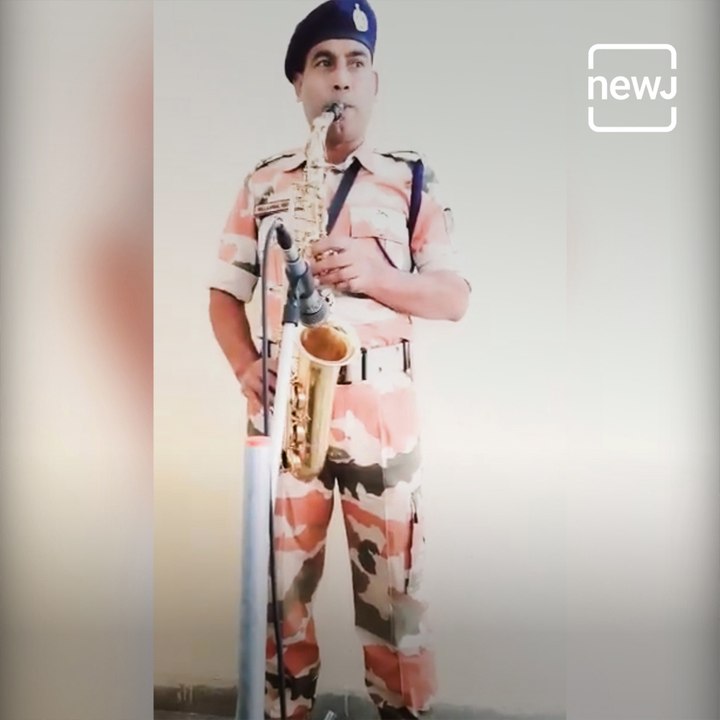 ITBP Soldier Pays Tribute To The Martys In A Melodius Tune