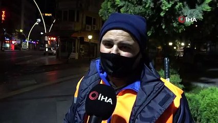 Sessizliğe bürünen cadde ve sokaklar temizlik görevlilerine kaldı