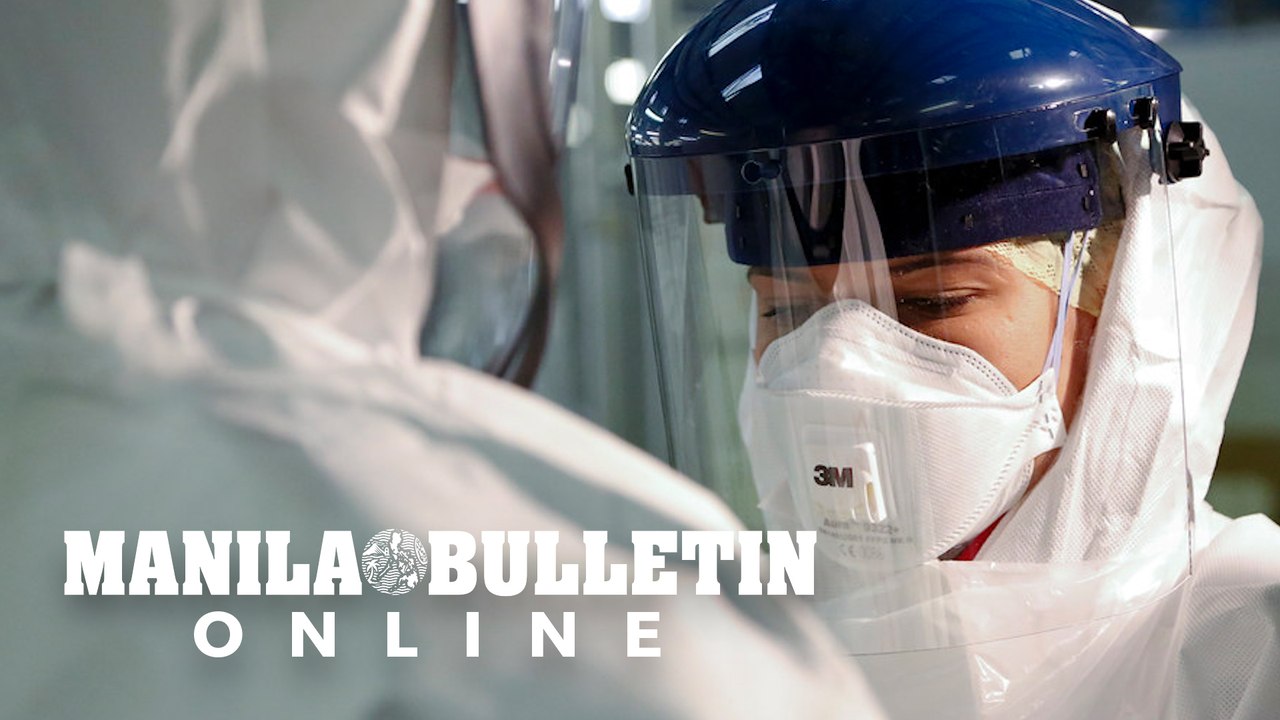 Duterte allows up to 5,000 health workers to work abroad