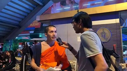 21-11-2563 บรรยากาศ คุยกับตัวแทน "คณะปฏิสังขรการพระศาสนาใหม่ ในงาน #บ๊ายบายไดโนเสาร์ พูดทุกเรื่องที่ 'เขา' ไม่อยากฟัง ของกลุ่ม #นักเรียนเลว