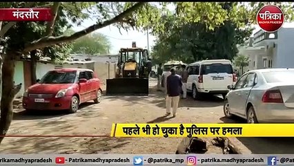 - टीआई पर गोली चलाकर भागा ईनामी बदमाश