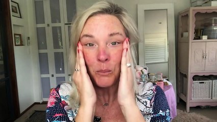 Get the flawless look with Amanda Ramsay, over 40s makeup expert