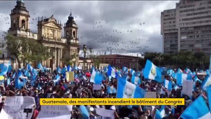 Guatemala : le peuple se soulève contre le président Alejandro Giammattei