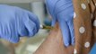 La vacuna de AstraZeneca y Oxford demuestra eficacia del 70% contra la Covid-19