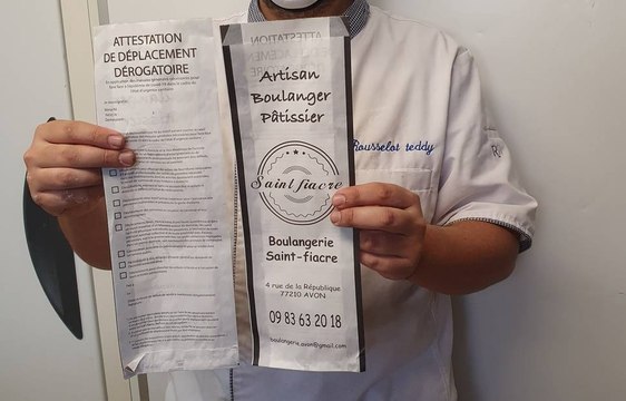 Un boulanger fait imprimer l’attestation de déplacement sur le sachet de ses baguettes !