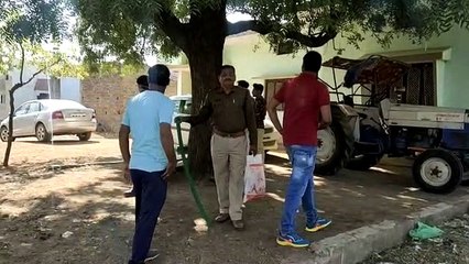 मंदसौर में इनामी बदमाश ने टीआई पर चलाई गोली