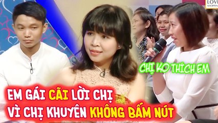 EM GÁI CÃI LỜI CHỊ NGAY TRÊN SÂN KHẤU VÌ CHỊ KHUYÊN KHÔNG NÊN BẤM NÚT | BMHH