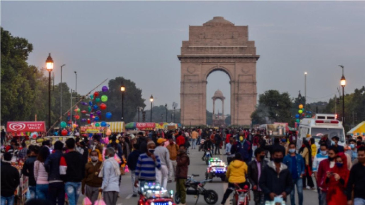 Here's what Harshvardhan said about Centre to Delhi's rescue