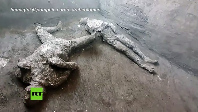 Hallan en Pompeya los restos de dos víctimas de la erupción del volcán Vesubio