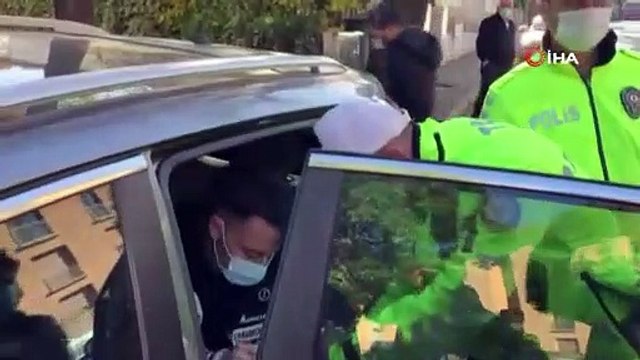 Enes Batur lüks otomobiliyle ölümden döndü! Kaza anı kamerada