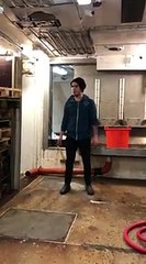 Sauter dans un bateau en mer du Nord